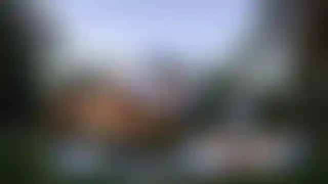 facade slide