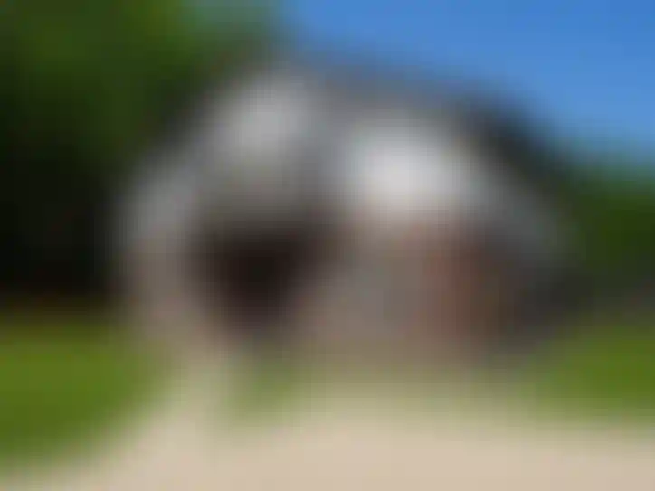 facade slide